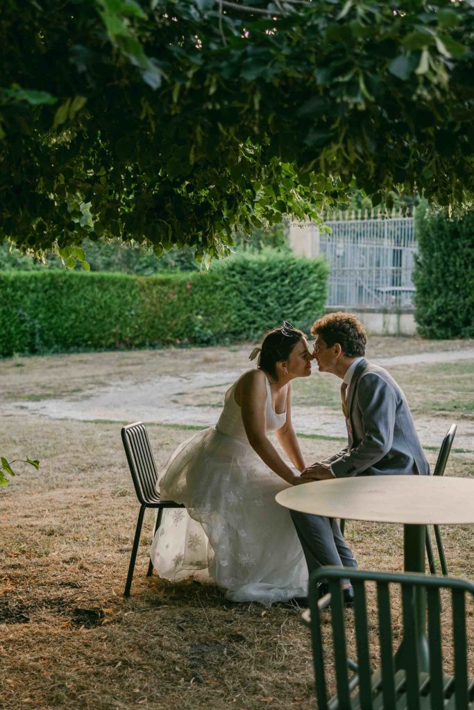 Portrait romantique golden hour Maison du Val parc — Pierre Atelier photographe mariage