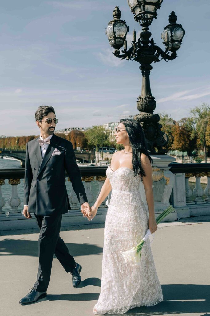 Mariée portrait pylône pierre Pont Alexandre III Paris — Pierre Atelier photographe mariage